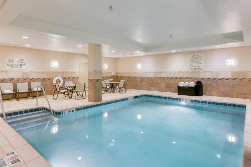 Hilton Garden Inn Milwaukee Airport image 13