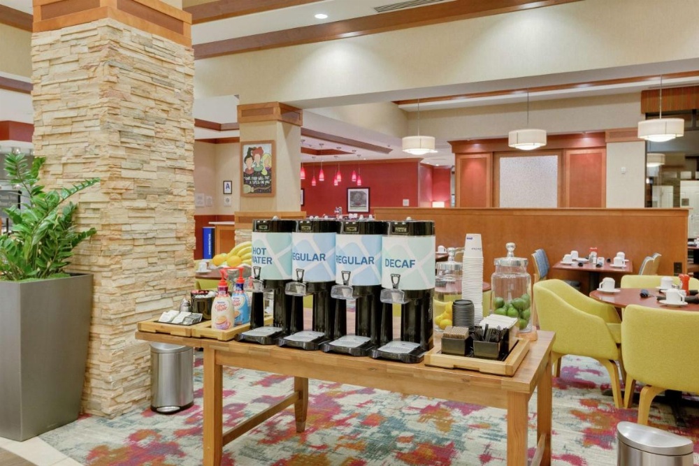 Hilton Garden Inn Milwaukee Airport Image 21