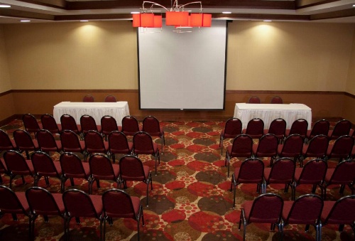 Hilton Garden Inn Milwaukee Airport image 41
